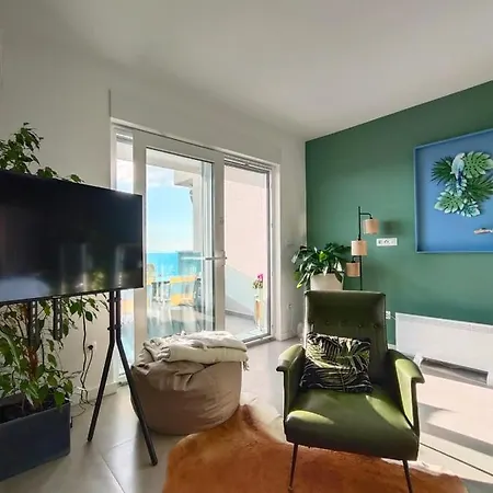 New Hope ماكارسكا